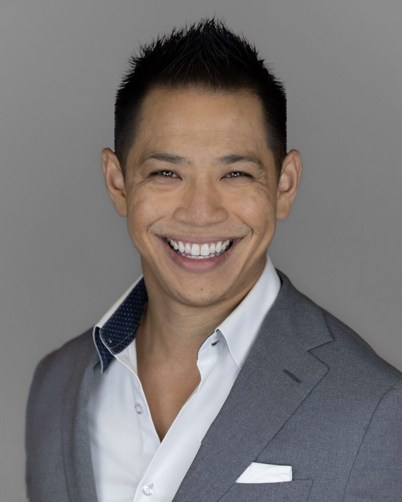 Mike Hoang - Cultural Heritage and Young Retirement Speaker