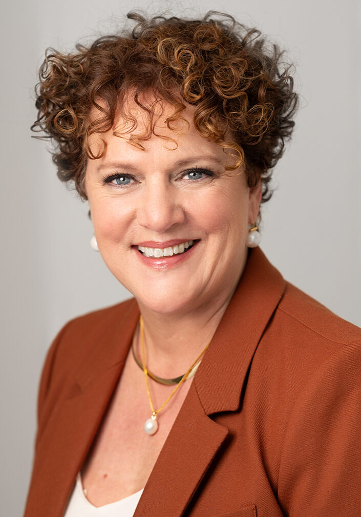 Libby Wagner headshot 2024 (1)